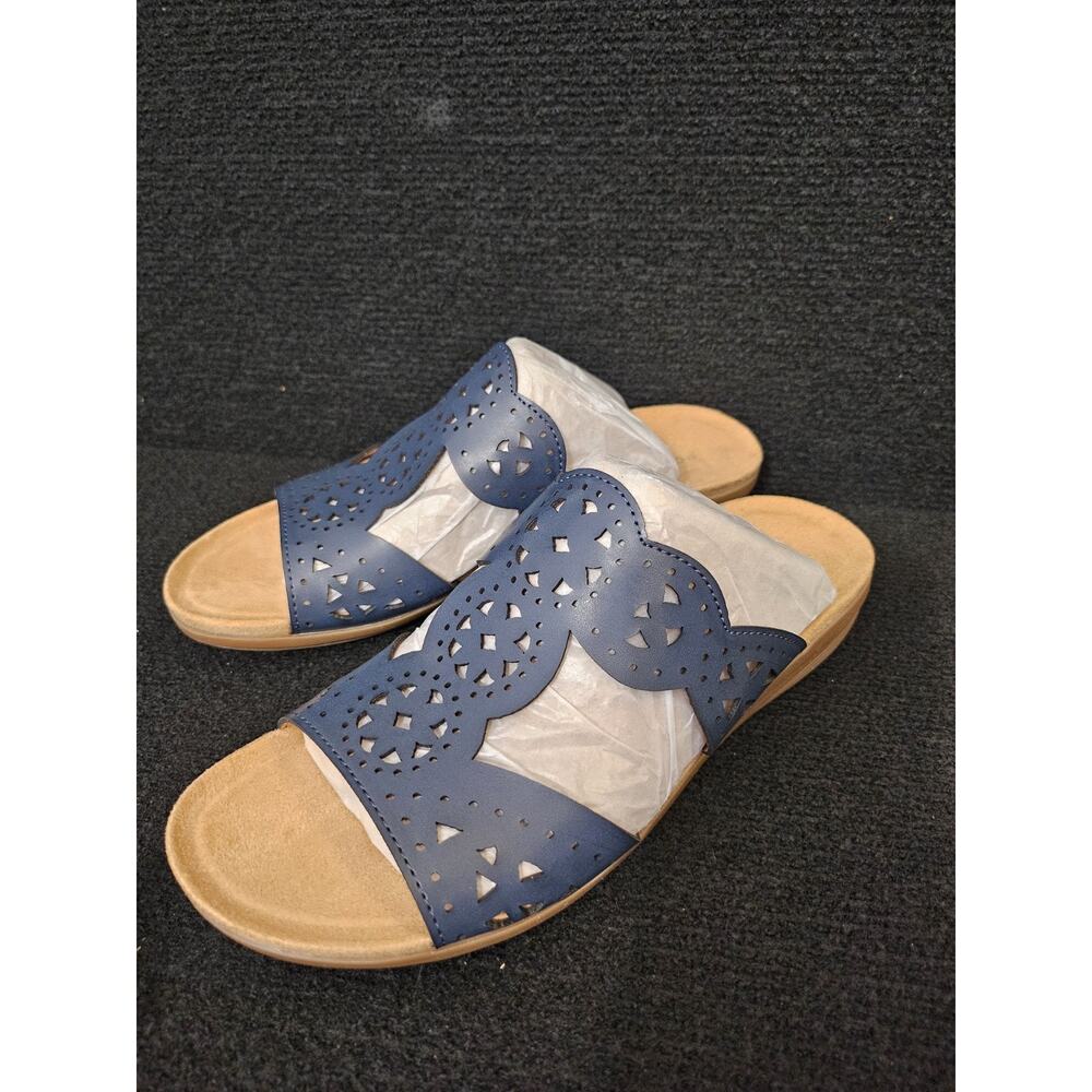 Easy Spirit Women's Blue Perforated Slide Sandals